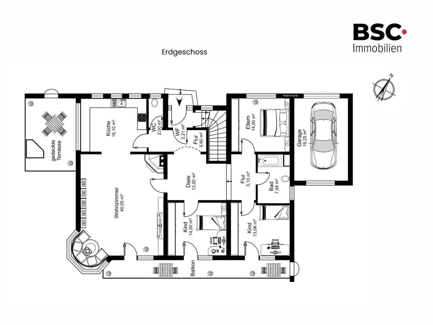Grundriss des Erdgeschosses mit Wohnzimmer, Küche, Schlafzimmern, Bad und Garage.