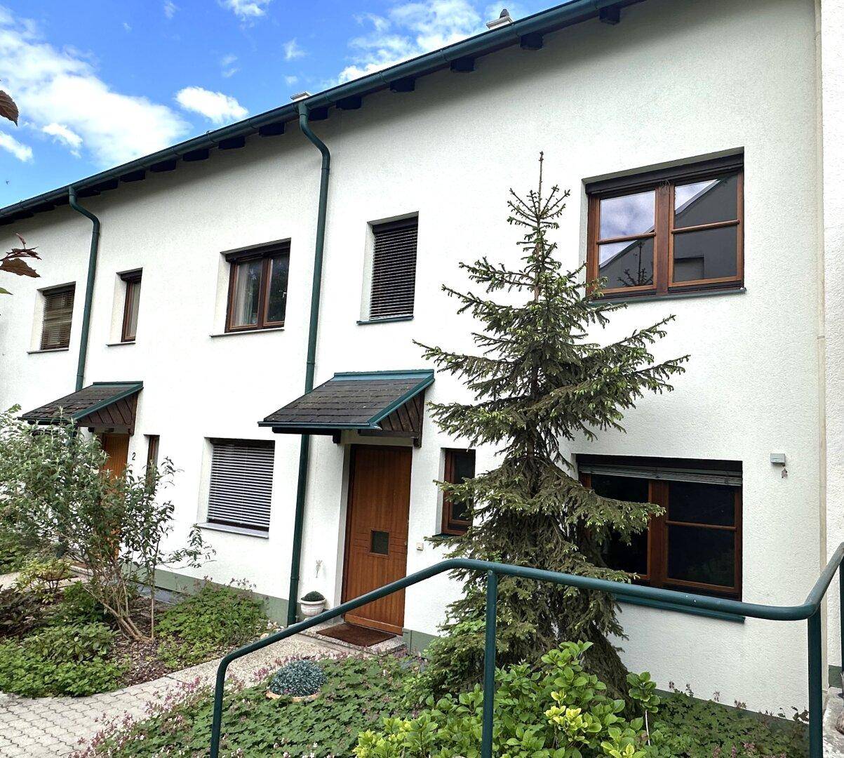 Reserviert: Charmantes Mittel-Reihenhaus mit Dachterrasse &amp; Garten in Top-Lage von Brunn am Gebirge - Ansicht 2