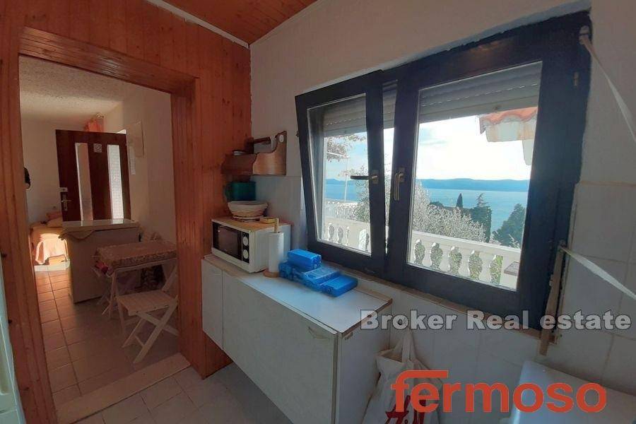 2016-429-013-2016-429-near-omis-house-with-open-sea-view-for-sale