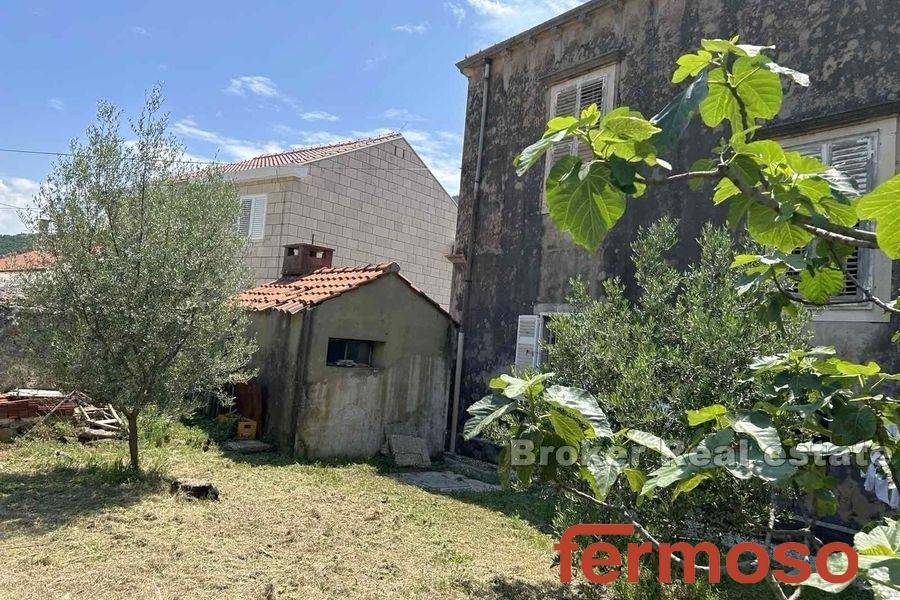 2119-01-008-2119-01-dubrovnik-stone-house-by-the-sea-for-sale