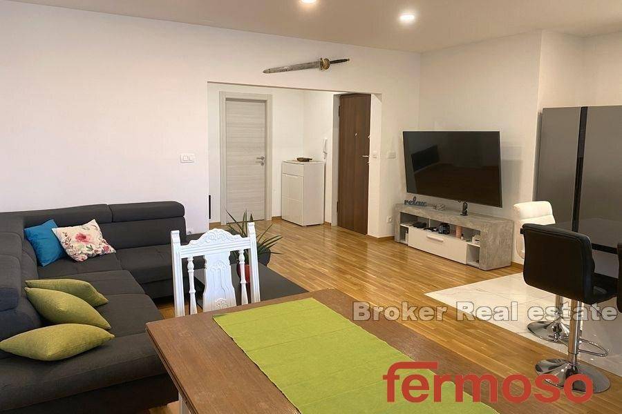 2037-43-004-2037-43-Split-modern-two-bedroom-apartment-for-sale