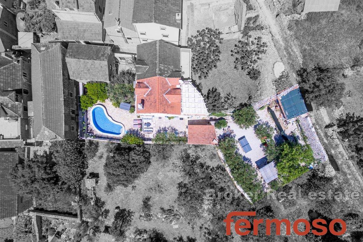 04-2013-182-Brac-stone-villa-swimming-pool-for-sale-1