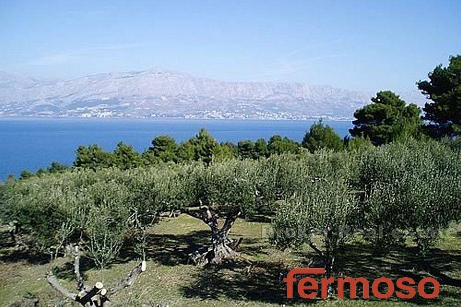 2004-18-06-2004-18-island-brac-land-plot-with-sea-view-for-sale