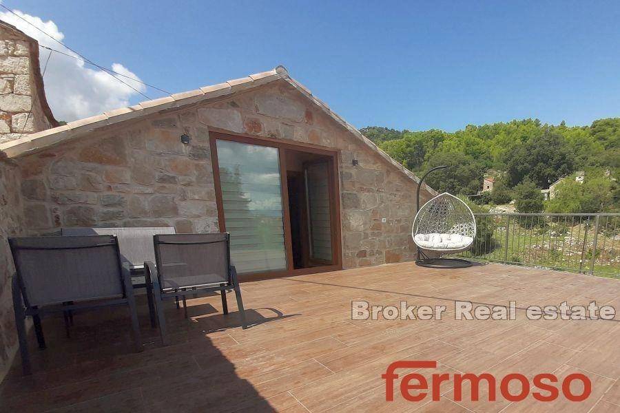 2016-570-008-2016-570_-hvar-stone-villa-for-sale3