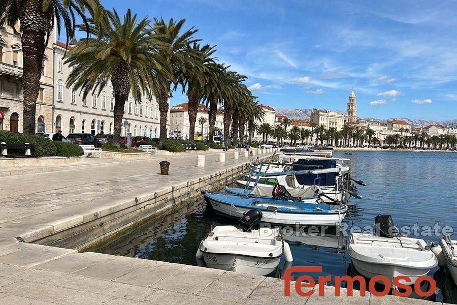 5232-30-013-5232-30-Split-centar-apartment-for-sale