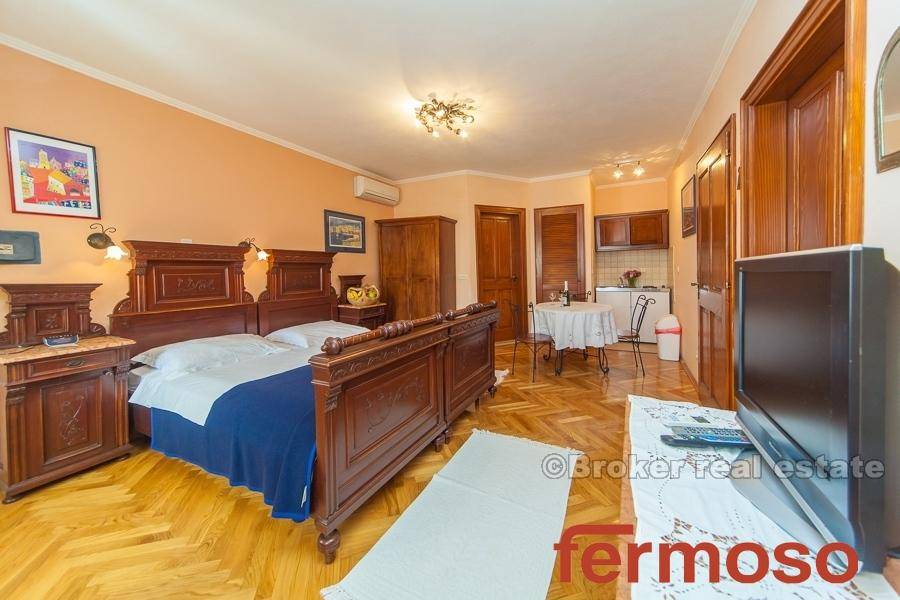 4813-30-05-4813-30-Dubrovnik-house-stone-for-sale