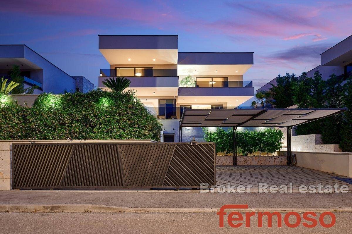 020-2021-372-Trogir-Luxury-villas-with-panoramic-sea-view-for-sale