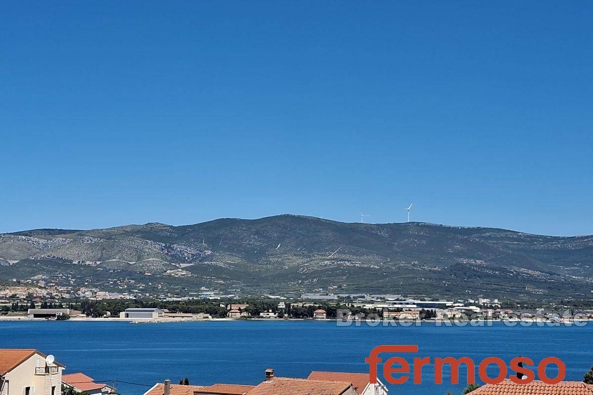 002-2031-126-island-ciovo-apartment-house-with-sea-view-for-sale