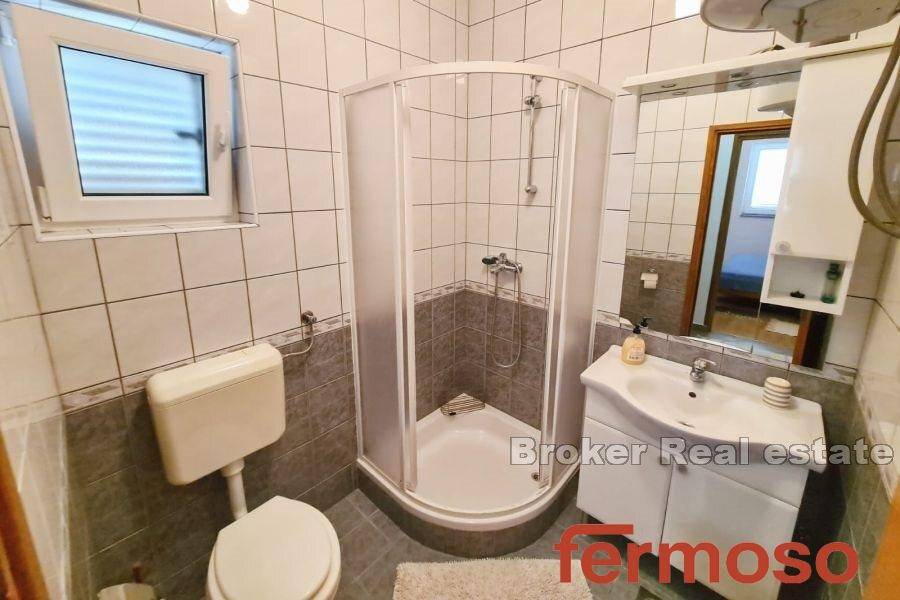 2030-63-007-2030-63-Rogoznica-apartment-near-the-sea-for-sale