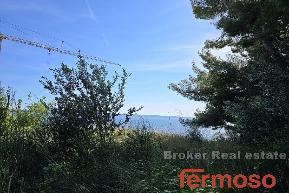 003-2031-118-Split-area-Building-land-wth-sea-view-for-sale