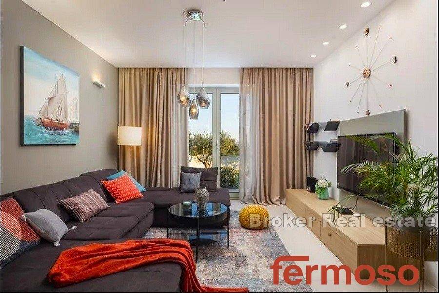 2021-322-008-2021-322-Primosten-luxury-villa-with-sea-view-for-sale1