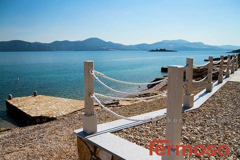 4362-30-4362-30-peljesac-house-sea-front-008