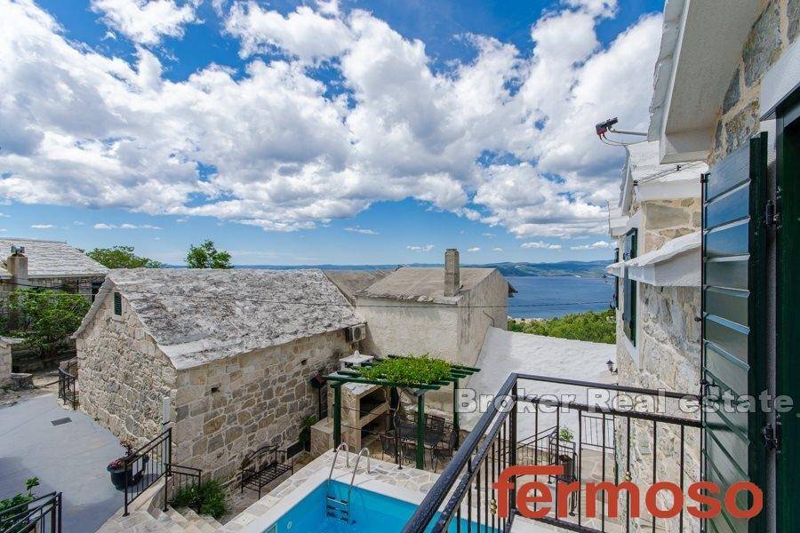 2013-88-03-2013-88-Makarska-stone-house-swimming-pool-for-sale