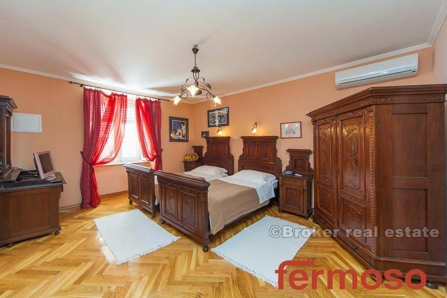 4813-30-06-4813-30-Dubrovnik-house-stone-for-sale