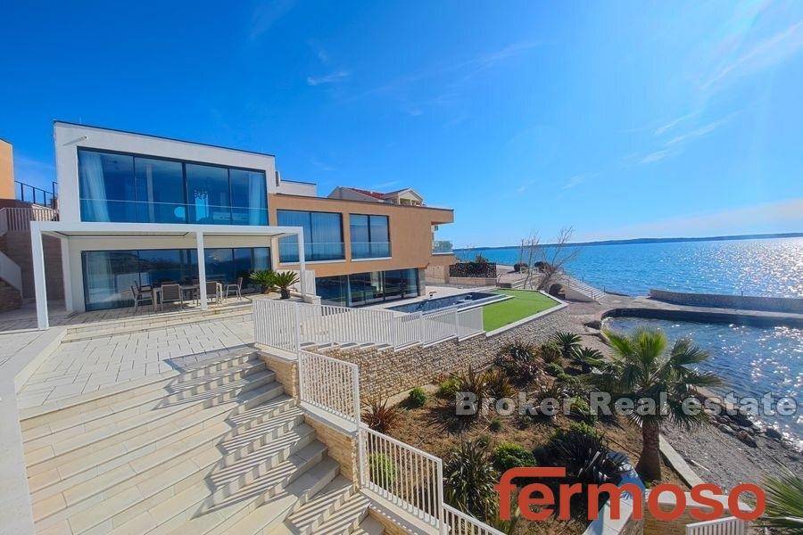 005-2021-259-Zadar-area-house-sea-front-for-sale