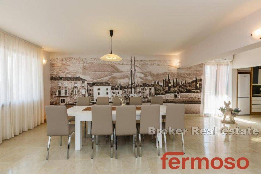 2033-09-006-2033-09-Kastela-house-with-sea-view-for-sale