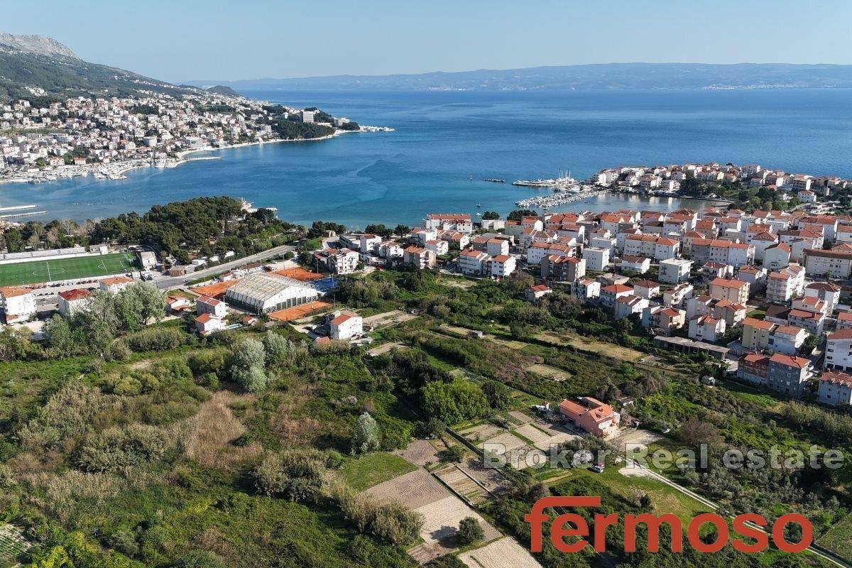 002-2031-116-Split-area-building-land-with-a-sea-view-for-sale