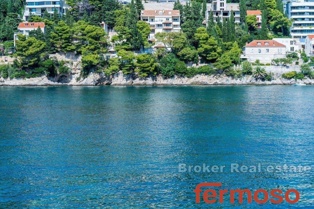 014-5295-30-Dubrovnik-Attractive-apartment-first-row-to-the-sea