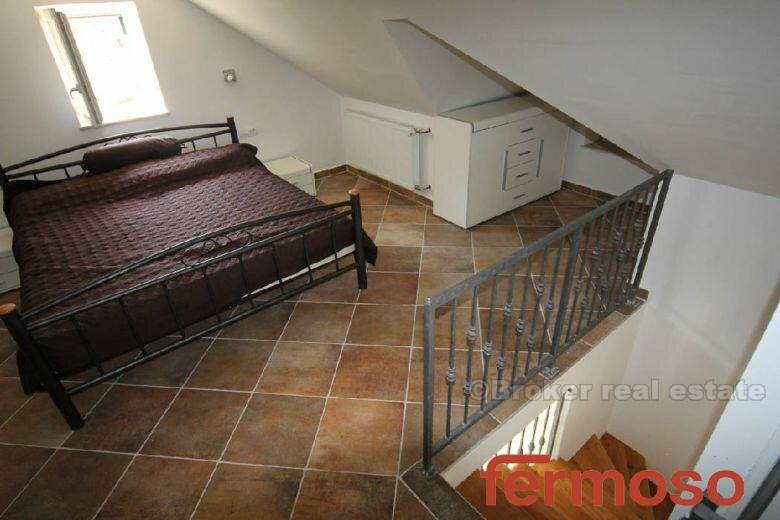 4575-30-20-4575-30-Hvar-stone-house-for-sale-by-the-sea