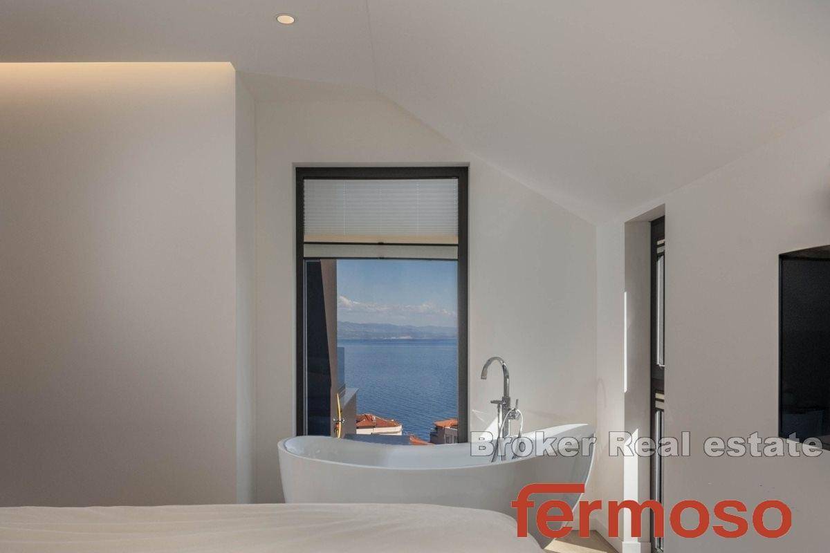 012-1024-10-Opatija-Luxurious-penthouse-in-the-center-for-sale