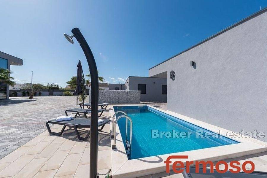 2018-228-004-2018-228-Vir-resort-villas-with-pool-for-sale