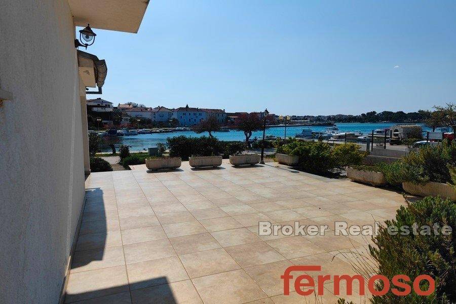 2021-40-005-2021-40-Zadar-Apartment-house-near-the-sea-for-sale