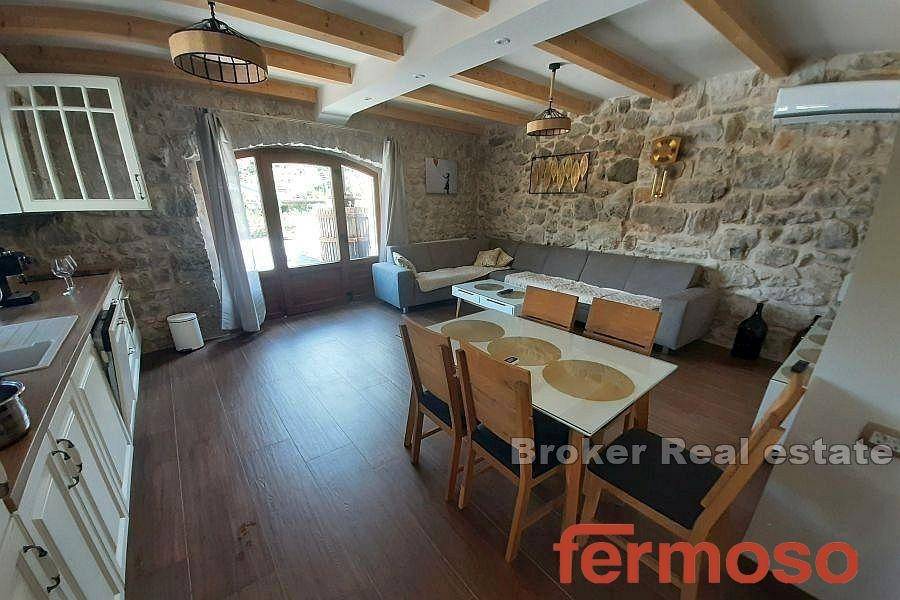 2016-570-002-2016-570_-hvar-stone-villa-for-sale3