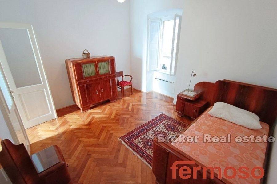 1018-04-007-1018-04-dubrovnik-apartment-in-city-centre-for-sale