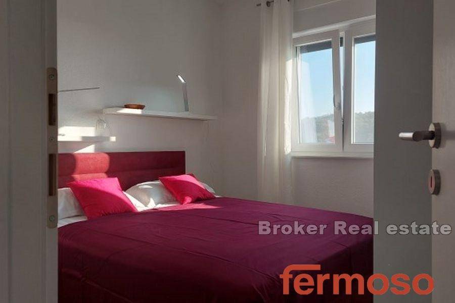 5154-30-009-5154-30-Ciovo-apartment-with-sea-view-for-sale