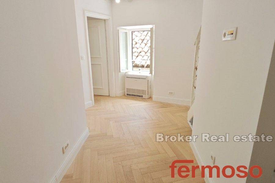 1018-01-002-1018-01-dubrovnik-house-for-sale