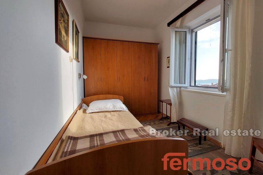 2029-46-010-2029-46-sibenik-house-with-sea-view-for-sale