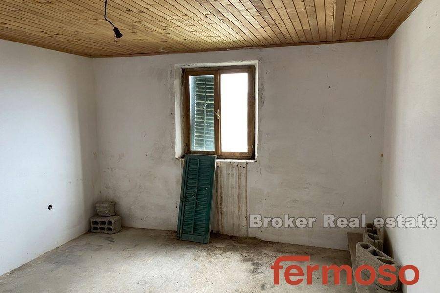 2037-51-008-2037-51-rogoznica-house-with-sea-view-for-sale1