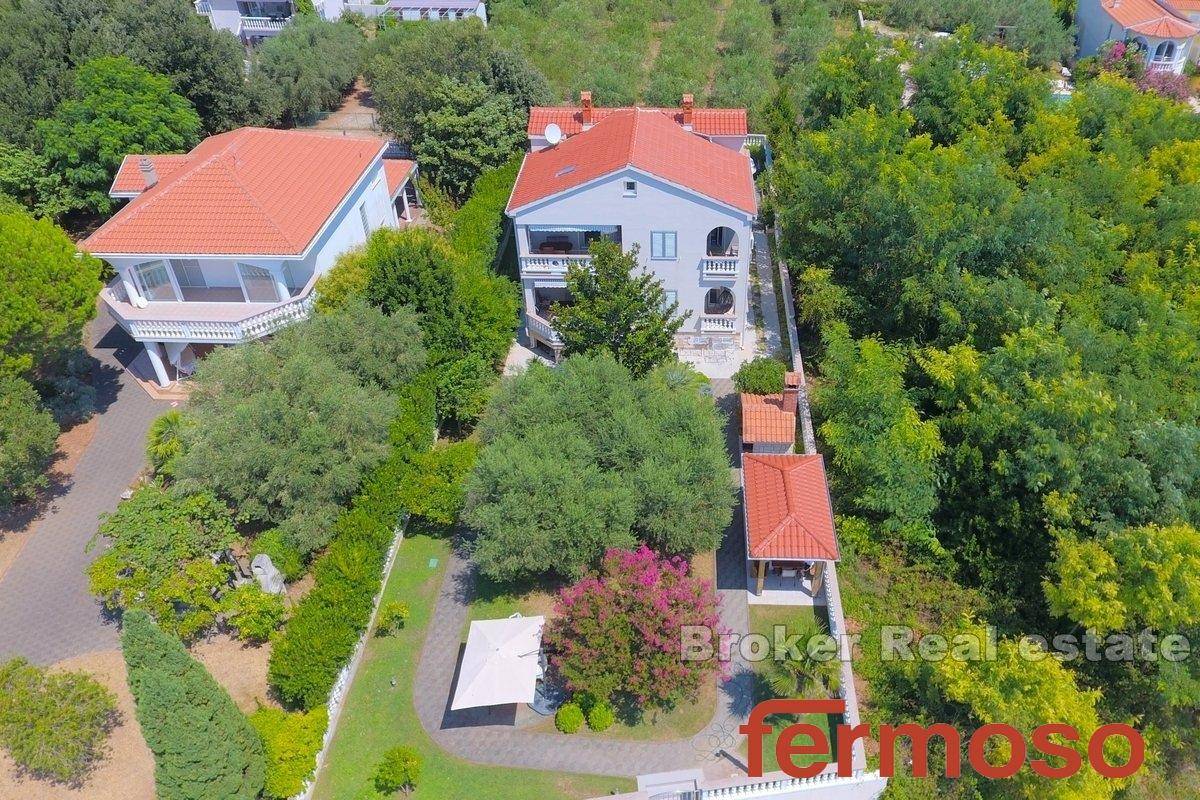 003-2021-390-zadar-house-in-first-row-to-the-sea-for-sale