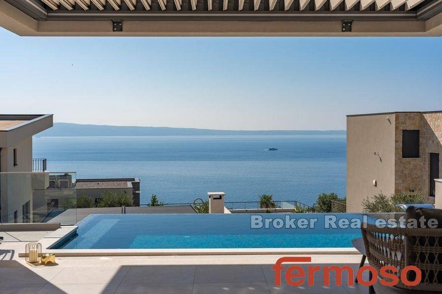 2022-370-009-2022-370-near-split-villa-with-sea-view-for-sale