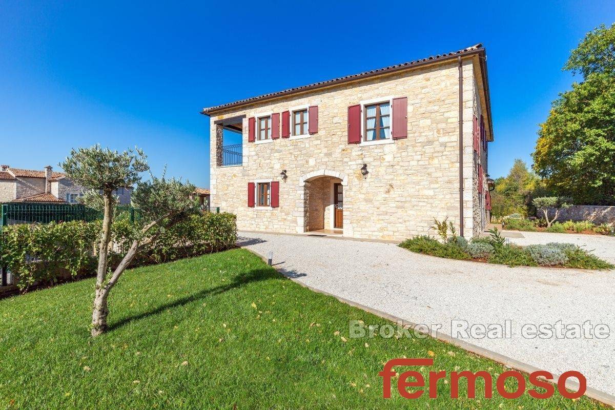 016-1024-07-Pazin-Indigenous-stone-house-with-swimming-pool-for-sale
