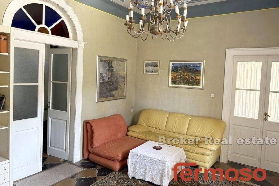 2119-01-003-2119-01-dubrovnik-stone-house-by-the-sea-for-sale