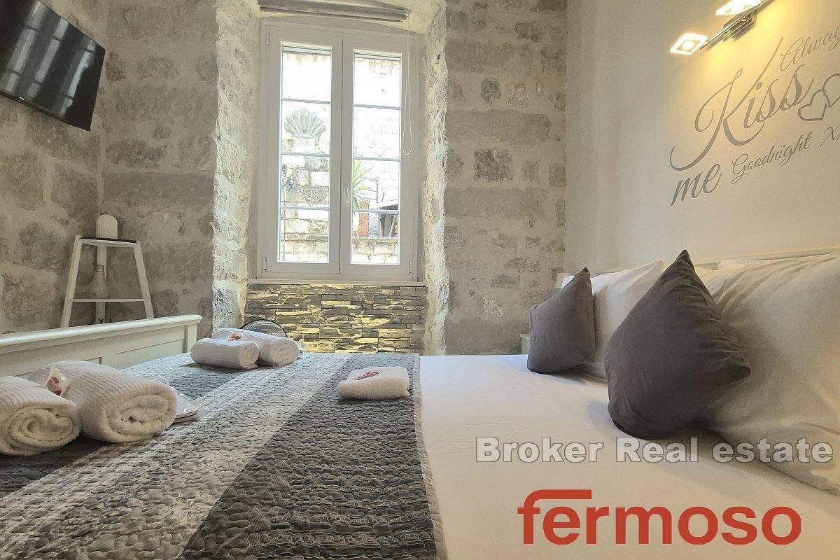 008-2047-18-Dubrovnik-Luxury-apartment-in-the-city-centre-for-sale