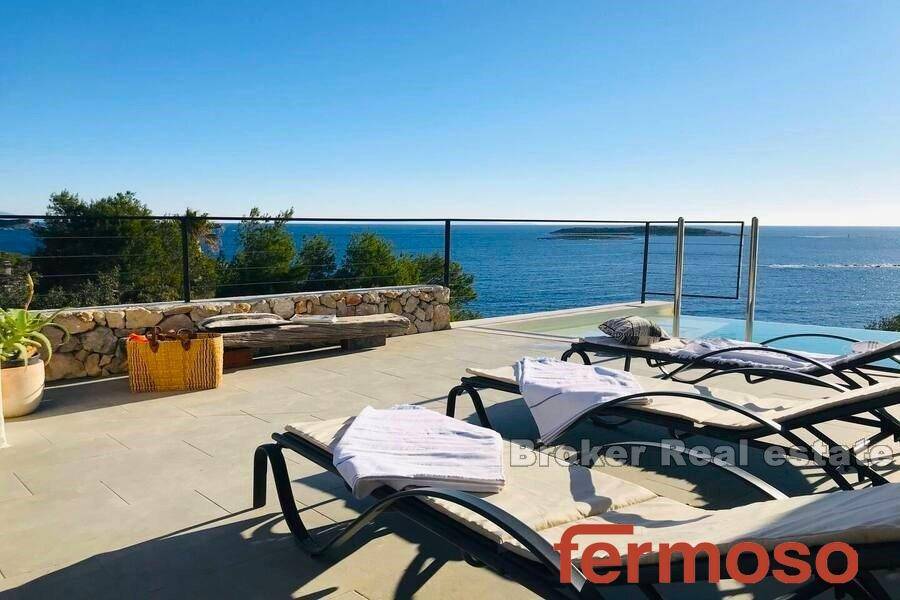 2021-358-006-2021-358-island-vis-modern-villa-with-sea-view-for-sale