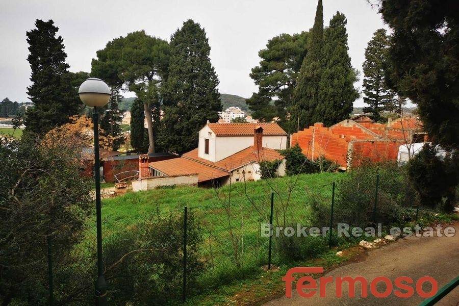 2026-98-003-2026-98-Rovinj-house-near-the-sea-for-sale