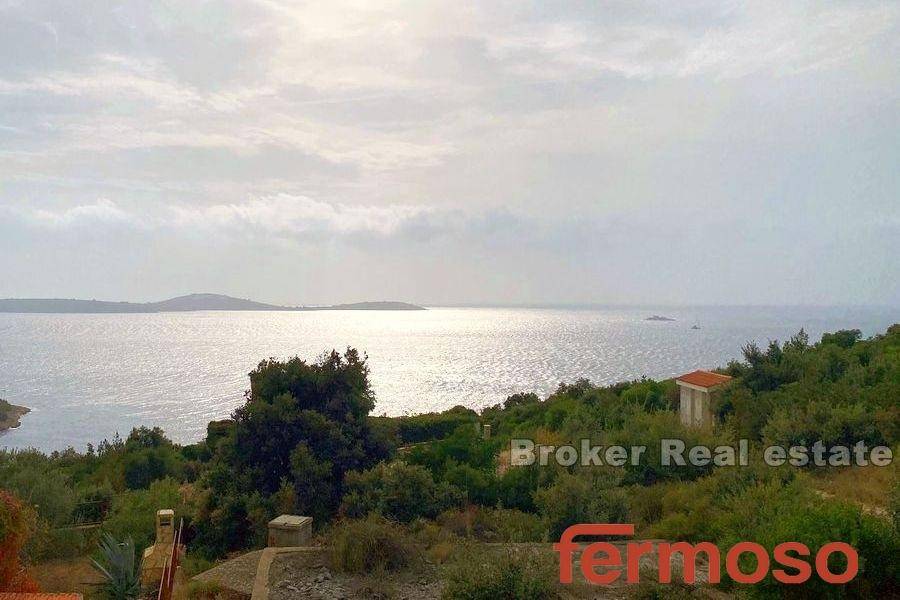 2037-51-010-2037-51-rogoznica-house-with-sea-view-for-sale1