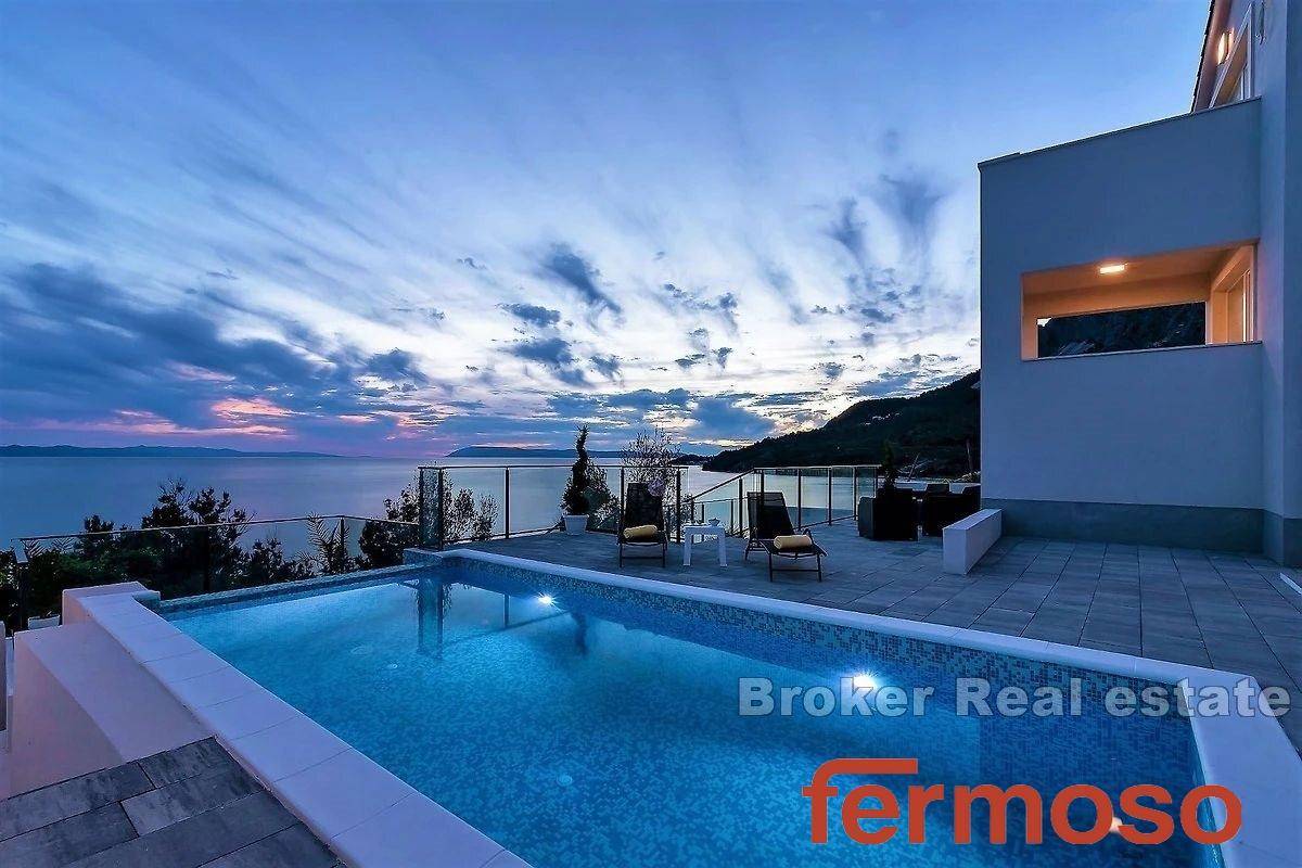 010-2044-16-Makarska-Villa-with-pool-and-sea-view-for-sale