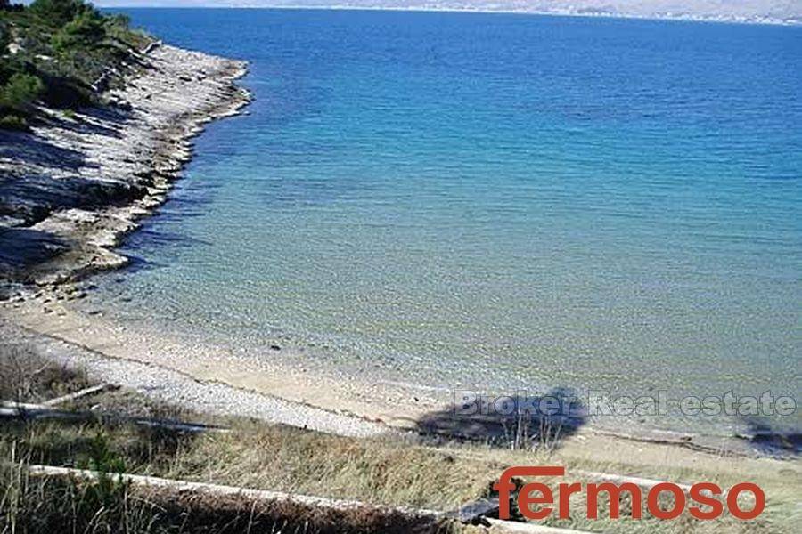 2004-18-05-2004-18-island-brac-land-plot-with-sea-view-for-sale