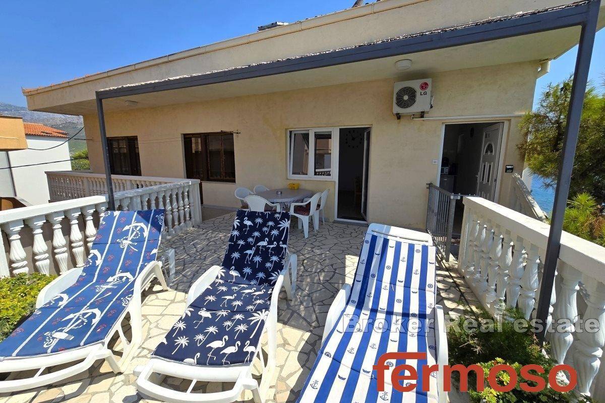 005-2029-79-Split-area-Semi-detached-house-first-row-to-the-sea-for-sale