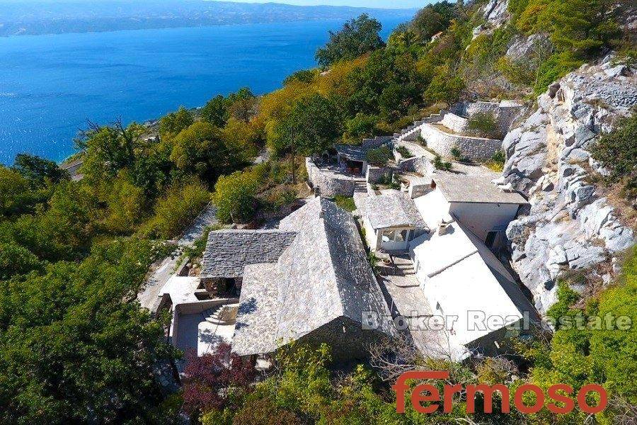 2021-319-020-2021-319-near-omis-stone-houses-with-sea-view-for-sale