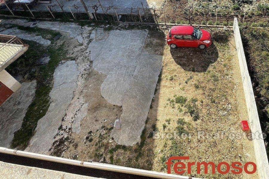 2036-09-012-2036-09-near-trogir-house-for-renovation-for-sale1