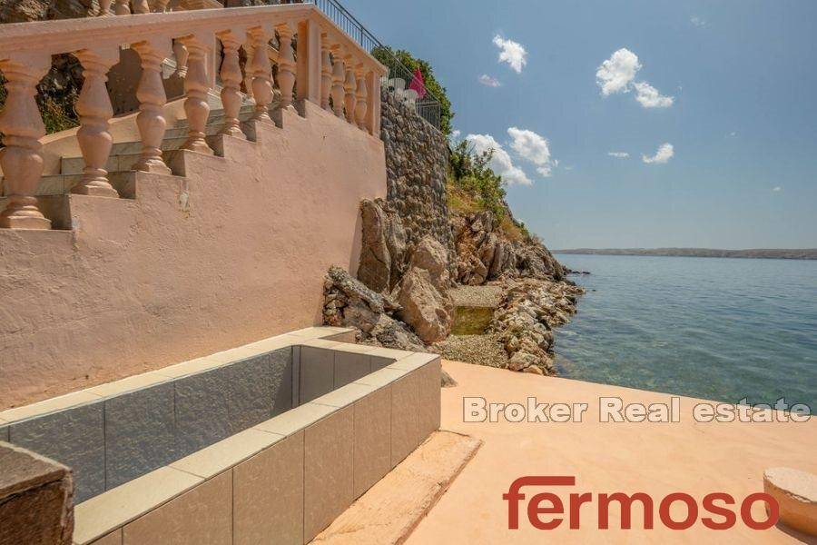 2018-244-019-2018-244-Zadar-house-with-private-access-to-the-beach-for-sale