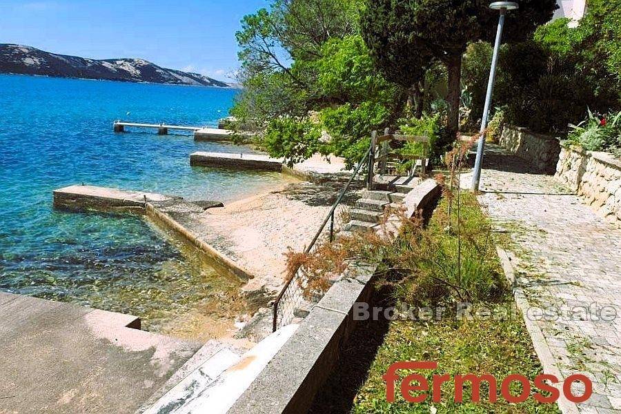 005-2018-252-Island-of-Pag-House-with-pool-and-sea-view-for-sale