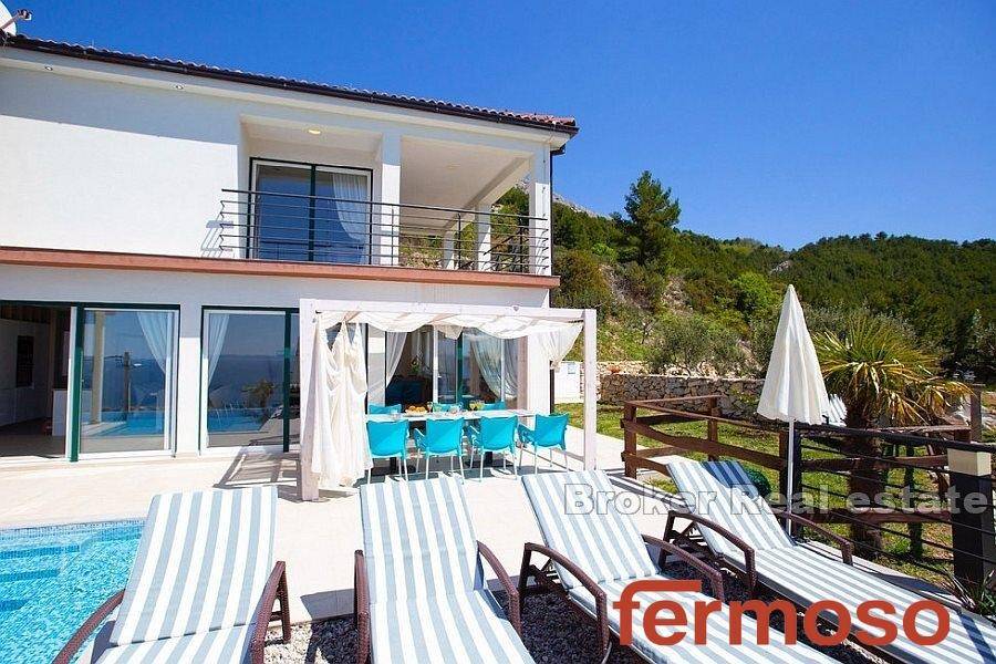 003-2048-03-Split-area-Two-attractive-villas-with-panoramic-sea-view-for-sale