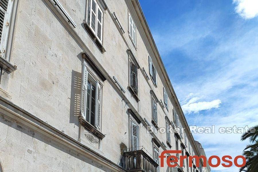 5232-30-012-5232-30-Split-centar-apartment-for-sale1