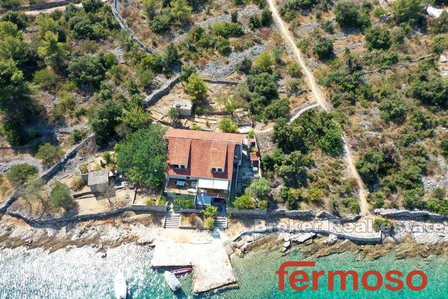 2024-105-007-2024-105-island-drvenik-seafront-house-for-sale